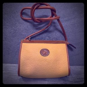 Vintage mustard Dooney & Bourke Mini zip crossbody